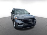 Used 2024 Ford Explorer XLT w/ Equipment Group 202A image 3