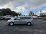 Used 2019 Dodge Grand Caravan SE image 2
