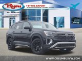 New 2025 Volkswagen Atlas Peak Edition SE image 1