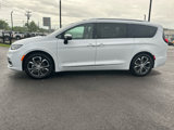 New 2025 Chrysler Pacifica Pinnacle image 4