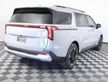 New 2026 Kia Carnival EX image 4