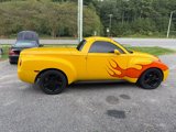 Used 2004 Chevrolet SSR w/ Preferred Equipment Group image 4