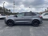 Used 2024 Ford Edge SE w/ Black Appearance Package image 4
