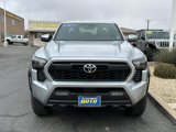 Used 2024 Toyota Tacoma TRD Off-Road image 2