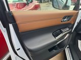 New 2025 Nissan Pathfinder Platinum image 4