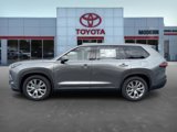New 2025 Toyota Grand Highlander FWD image 3