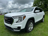 Used 2024 GMC Terrain SLE image 3
