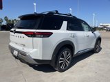 New 2025 Nissan Pathfinder Platinum image 3