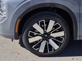New 2025 Mitsubishi Outlander SEL image 5