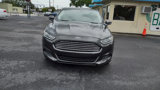 Used 2015 Ford Fusion SE image 2