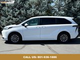 Used 2025 Toyota Sienna LE image 4