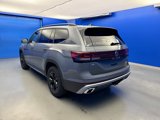New 2025 Volkswagen Atlas Peak Edition SE image 5