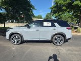 New 2025 Nissan Pathfinder Platinum image 4