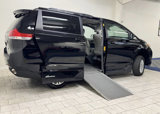 Used 2014 Toyota Sienna XLE image 3