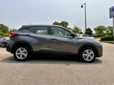 Used 2020 Nissan Kicks S image 3
