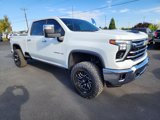 Used 2024 Chevrolet Silverado 2500 LTZ image 3