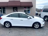 Used 2015 Chevrolet Cruze LT image 4