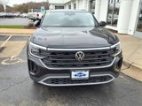 New 2025 Volkswagen Atlas Cross Sport SE image 2
