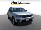 Used 2024 Jeep Grand Cherokee Limited image 3