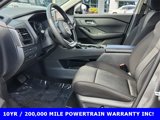 Used 2024 Nissan Rogue SV image 3