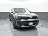 Used 2022 Kia Telluride SX w/ Towing Package image 2