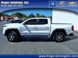 Used 2024 GMC Canyon AT4 w/ AT4 Premium Package image 2