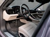 Used 2025 Porsche Taycan image 4