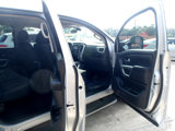 Used 2017 Nissan Titan SV image 6