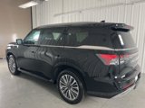 New 2025 INFINITI QX80 Luxe image 5