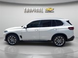 Used 2024 BMW X5 xDrive50e image 2