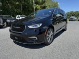 New 2026 Chrysler Pacifica Pinnacle image 3