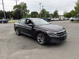 Used 2024 Volkswagen Jetta SE image 3