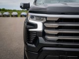 Used 2024 Chevrolet Silverado 1500 High Country w/ Technology Package image 3