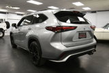 Certified 2024 Toyota Highlander XSE image 5