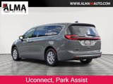 Certified 2023 Chrysler Pacifica Touring-L image 5