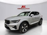 Used 2023 Volvo XC40 B5 Plus w/ Driver Assist Package image 3