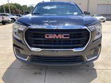 Used 2022 GMC Terrain SLE w/ Driver Convenience Package image 2