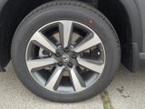 New 2025 Honda Pilot Touring image 3