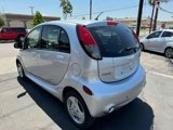 Used 2017 Mitsubishi i ES image 4