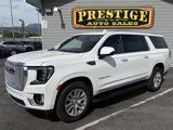 Used 2023 GMC Yukon XL Denali image 2