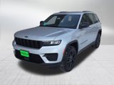 New 2025 Jeep Grand Cherokee Laredo image 2