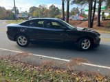 Used 2019 Dodge Charger SXT image 3