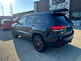 Used 2018 Jeep Grand Cherokee Trailhawk w/ Trailhawk Luxury Group image 2