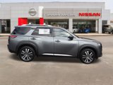 New 2025 Nissan Pathfinder Platinum w/ Black Appearance Package image 2