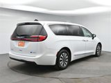 Used 2023 Chrysler Pacifica Limited image 5