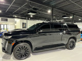 Used 2023 Cadillac Escalade ESV Luxury image 2