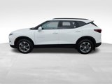 Used 2024 Chevrolet Blazer LT image 2