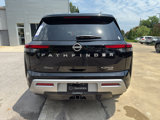 New 2025 Nissan Pathfinder Platinum image 5