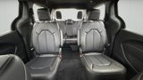 New 2025 Chrysler Pacifica Select image 4