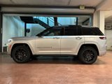 New 2025 Jeep Grand Cherokee Summit image 2